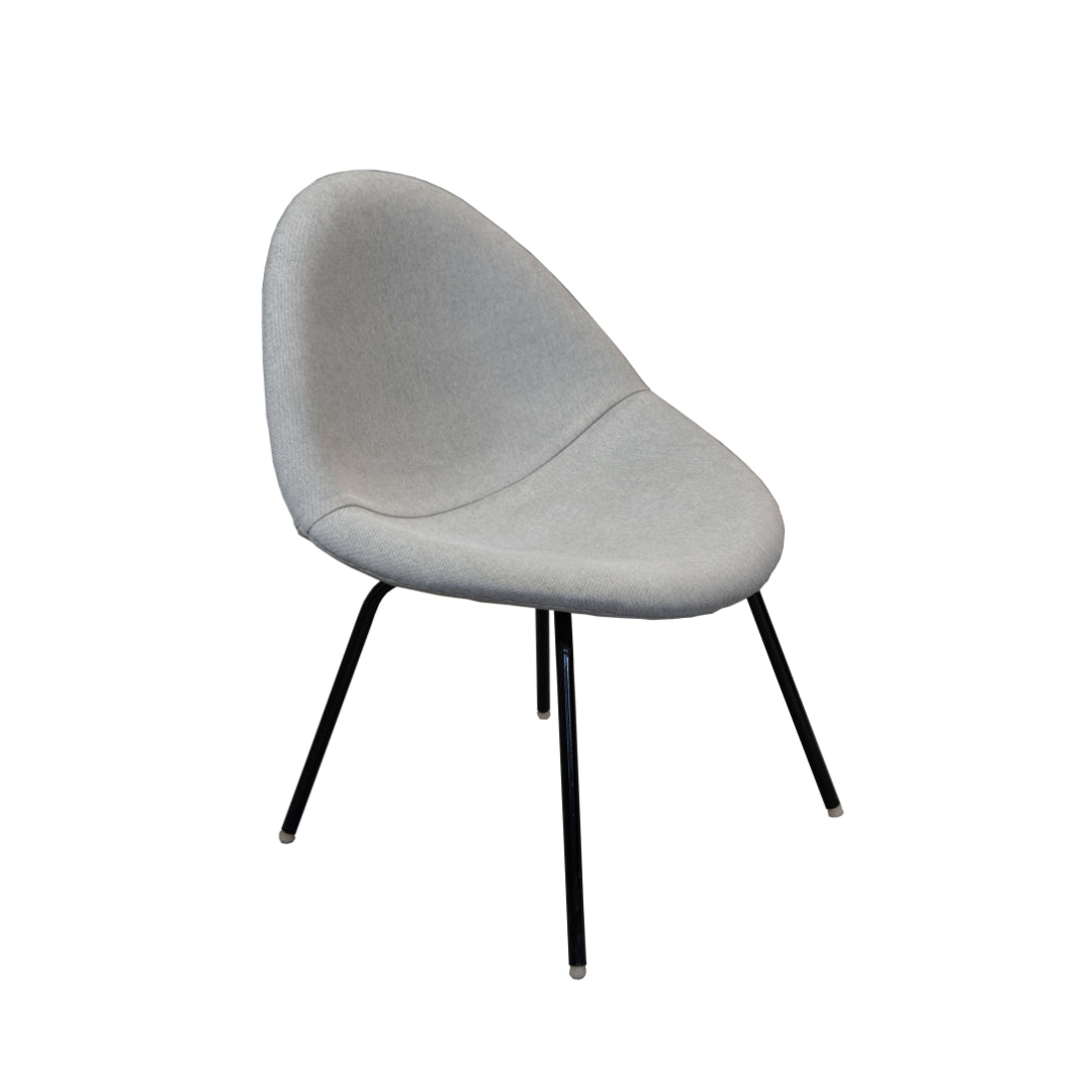 shell chair Navrátil